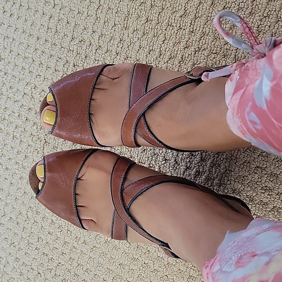 Wedge Anthropologie Heels - Picture 7 of 10